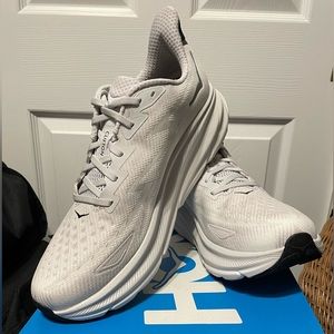 HOKA Clifton 9 - Nimbus Cloud/Steel Wool